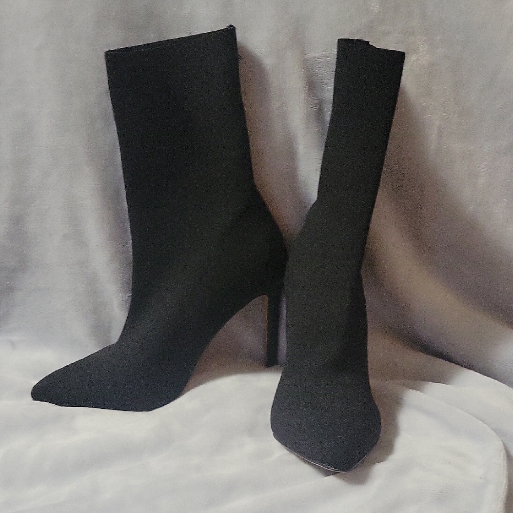 Express Black Accessories Collection